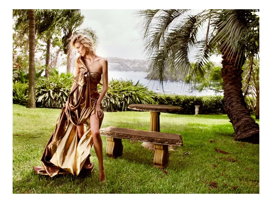 1923161-anja-rubik-w-bizuterii-apart.jpg