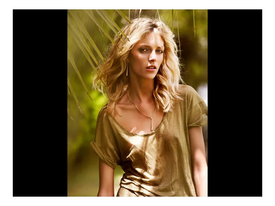1923184-anja-rubik-w-bizuterii-apart.jpg