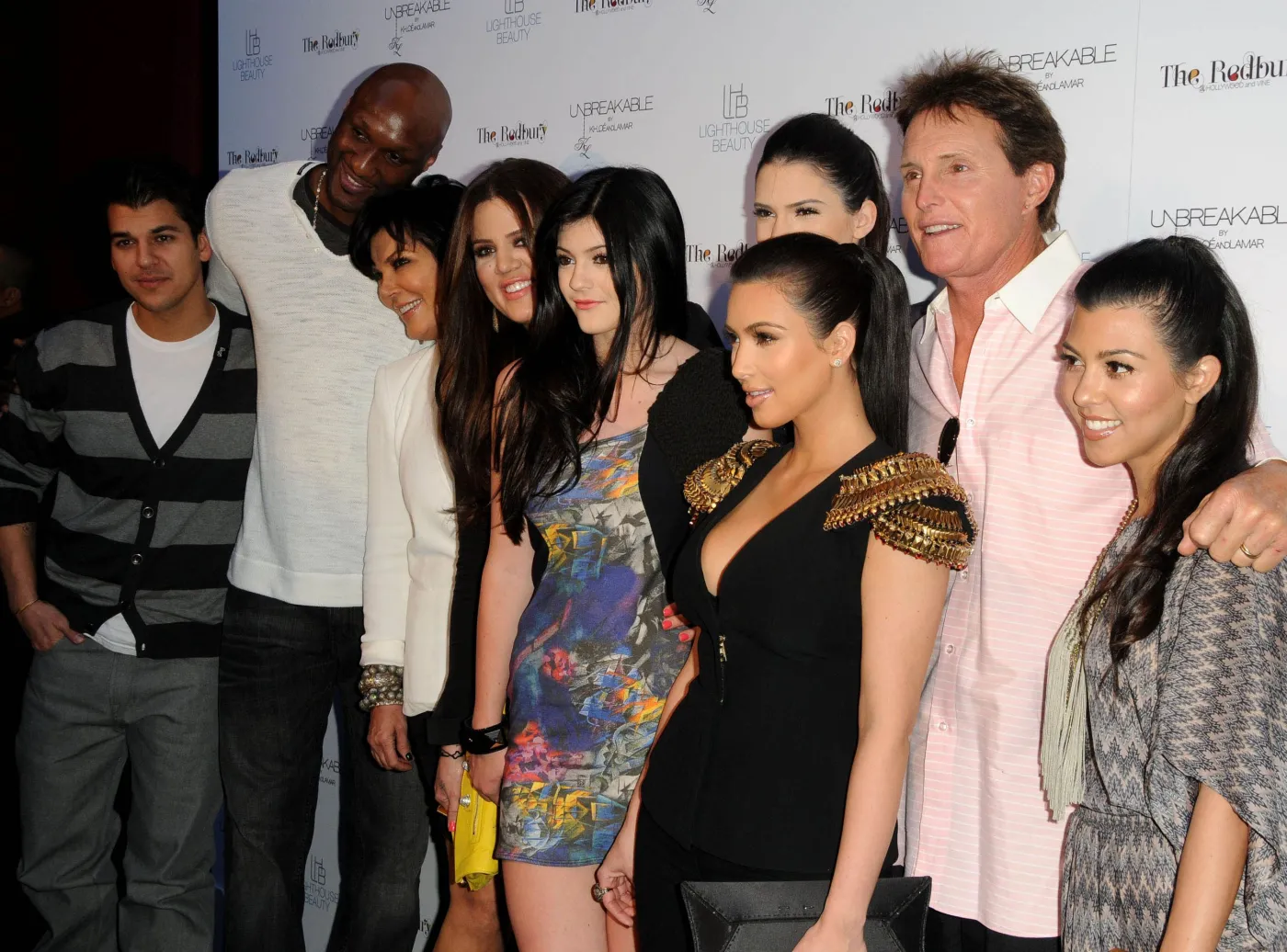 1960007-od-lewej-rob-kardashian-lamar.jpg