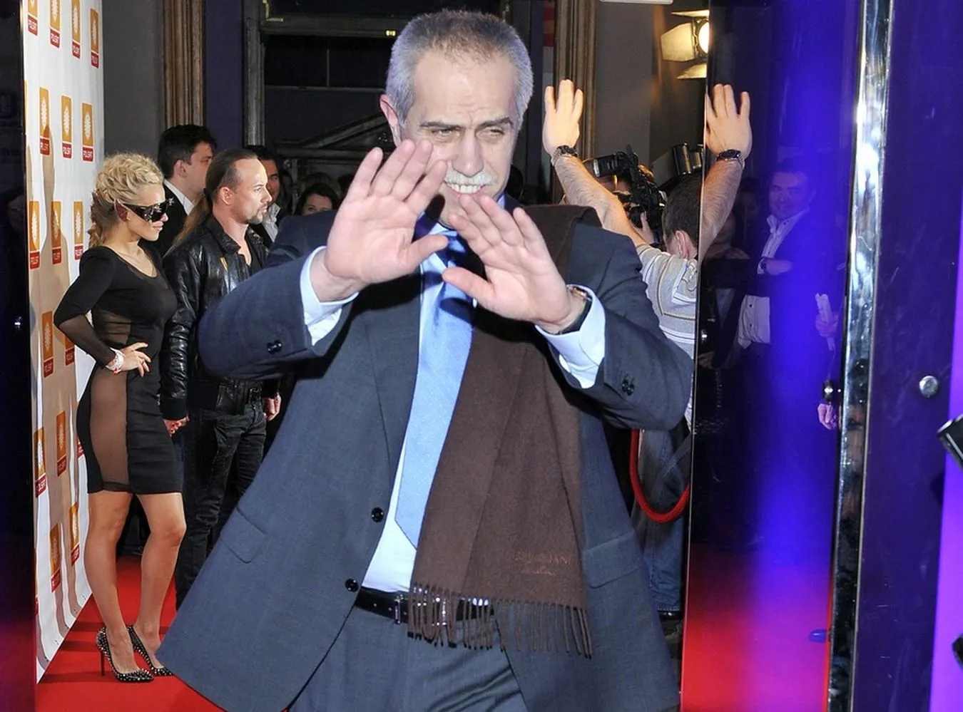 Solorz kontra giganci. Kto kogo pokona w walce o sieć?