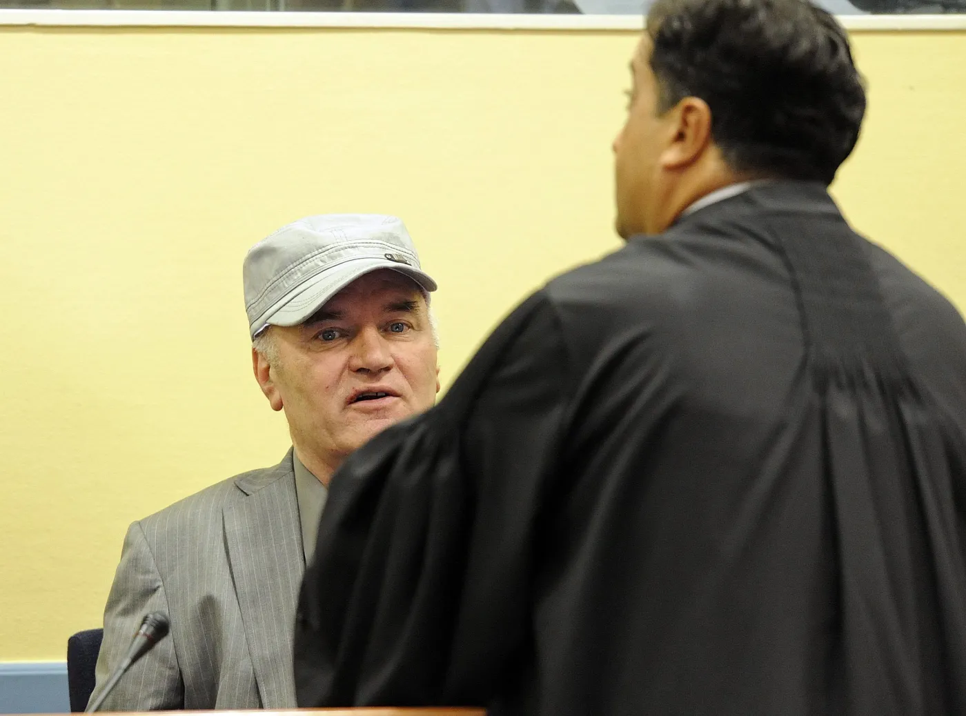 2139112-ratko-mladic-przed-trybunalem.jpg