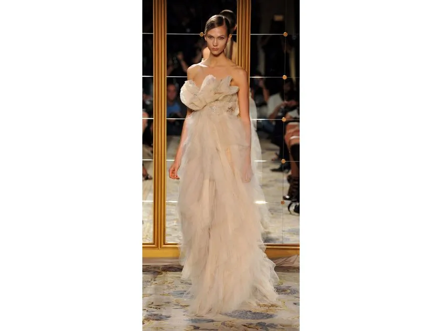 2497477-marchesa-ss2012-epa02915483.jpg