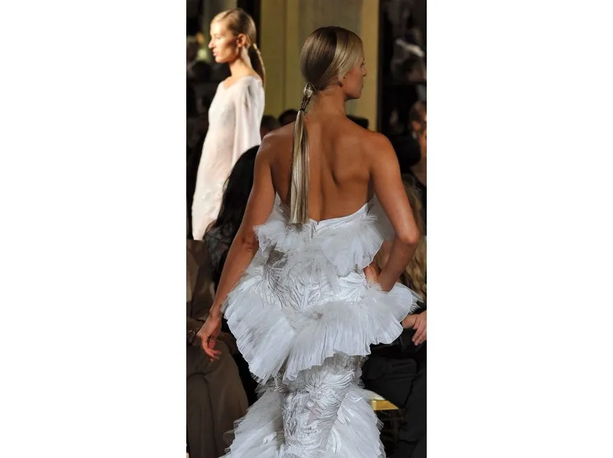 2497500-marchesa-ss2012-epa02915484.jpg