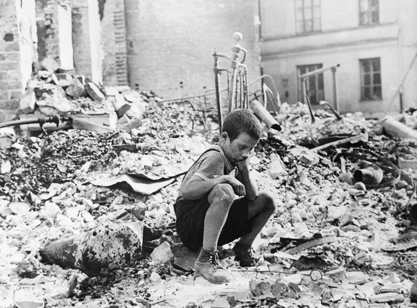 2435226-warszawa-wrzesien-1939-maly.jpg