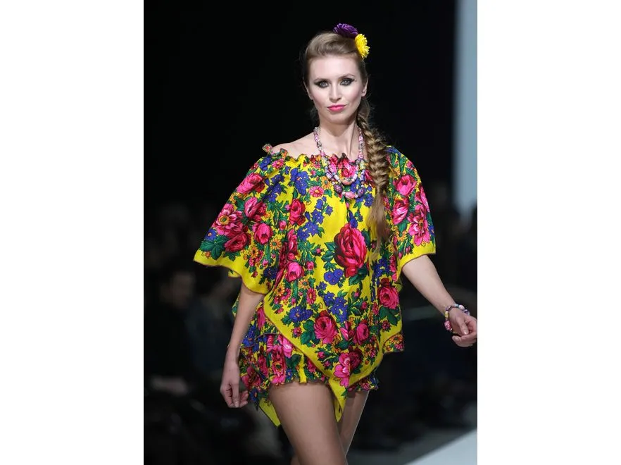 2678409-folklor-russia-epa02982916.jpg