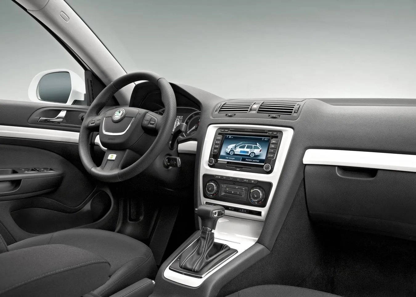 2989408-skoda-octavia-green-e-line.jpg
