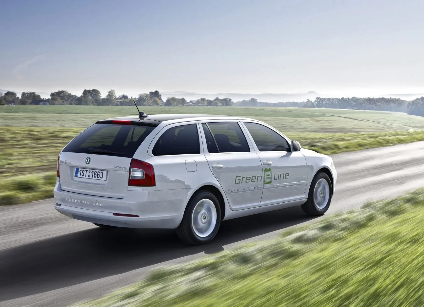 2989300-skoda-octavia-green-e-line.jpg