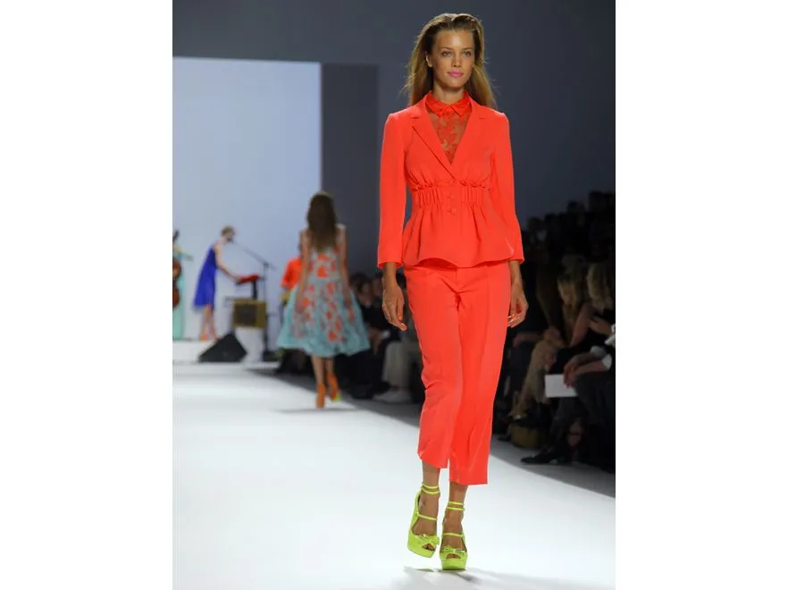 2833945-pokaz-kolekcji-nanette-lepore.jpg