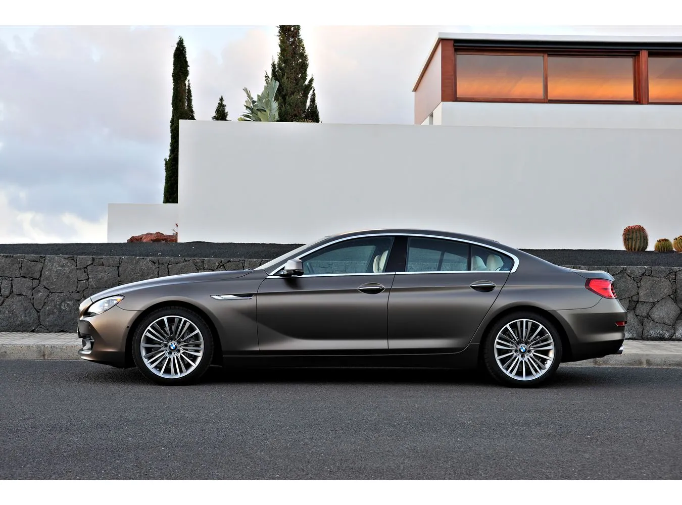 2844560-bmw-6-gran-coupe-nowe-new-17.jpg