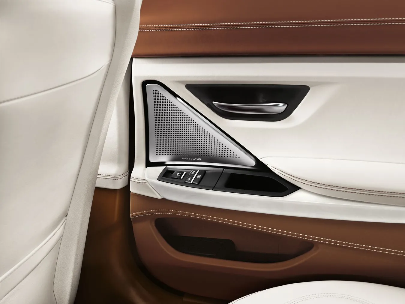 2844002-bmw-6-gran-coupe-nowe-new-2.jpg