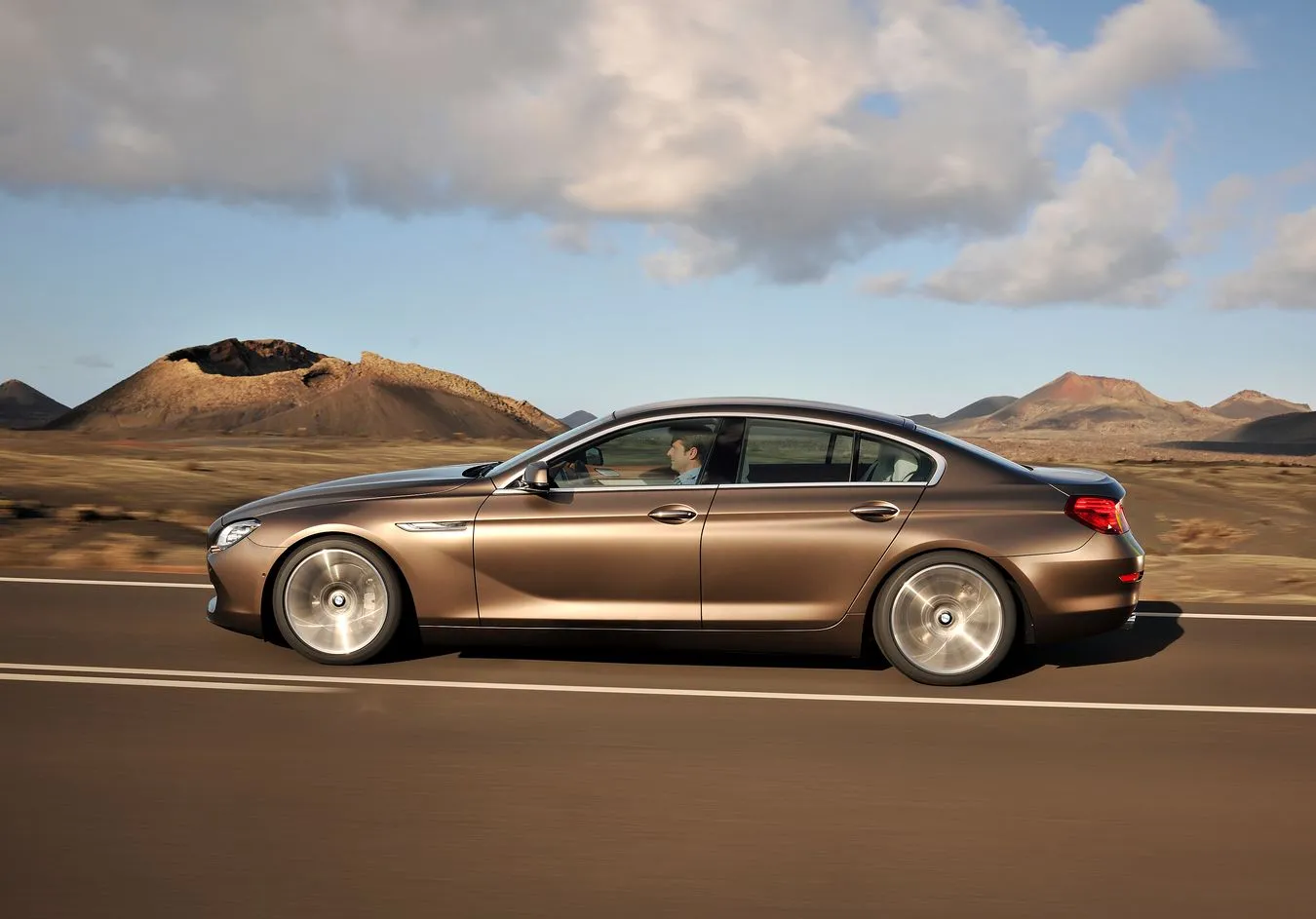2845200-bmw-6-gran-coupe-nowe-new-30.jpg