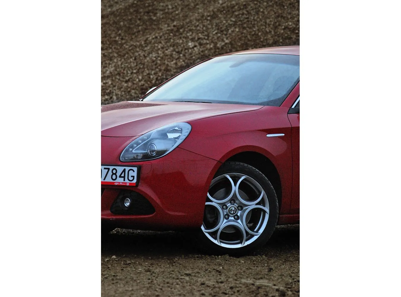 2859908-alfa-romeo-giulietta-dna-q2-4.jpg
