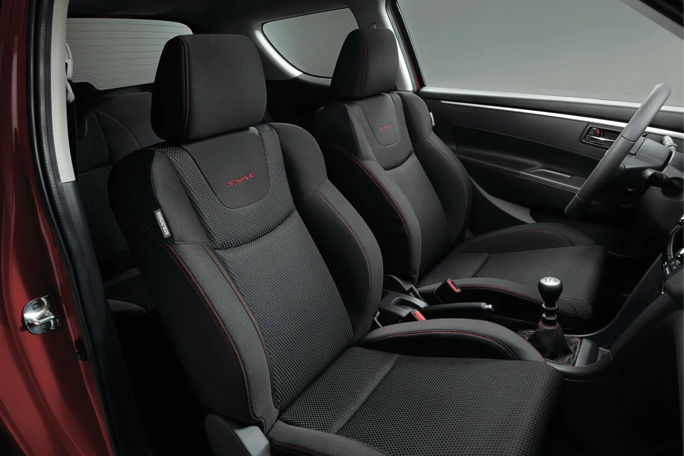 2927766-57-new-swift-sport-interior.jpg
