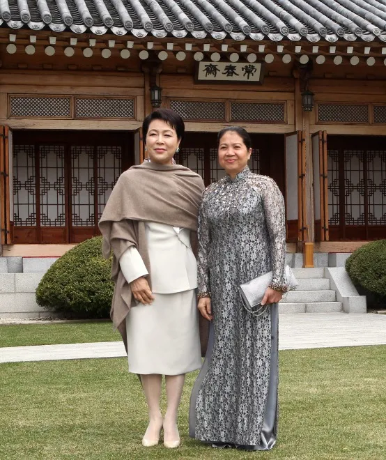 3283167-kim-yoon-ok-i-tran-thanh-kiem.jpg