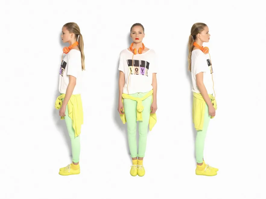 3344900-neon-flash-lookbook-pull-bear.jpg