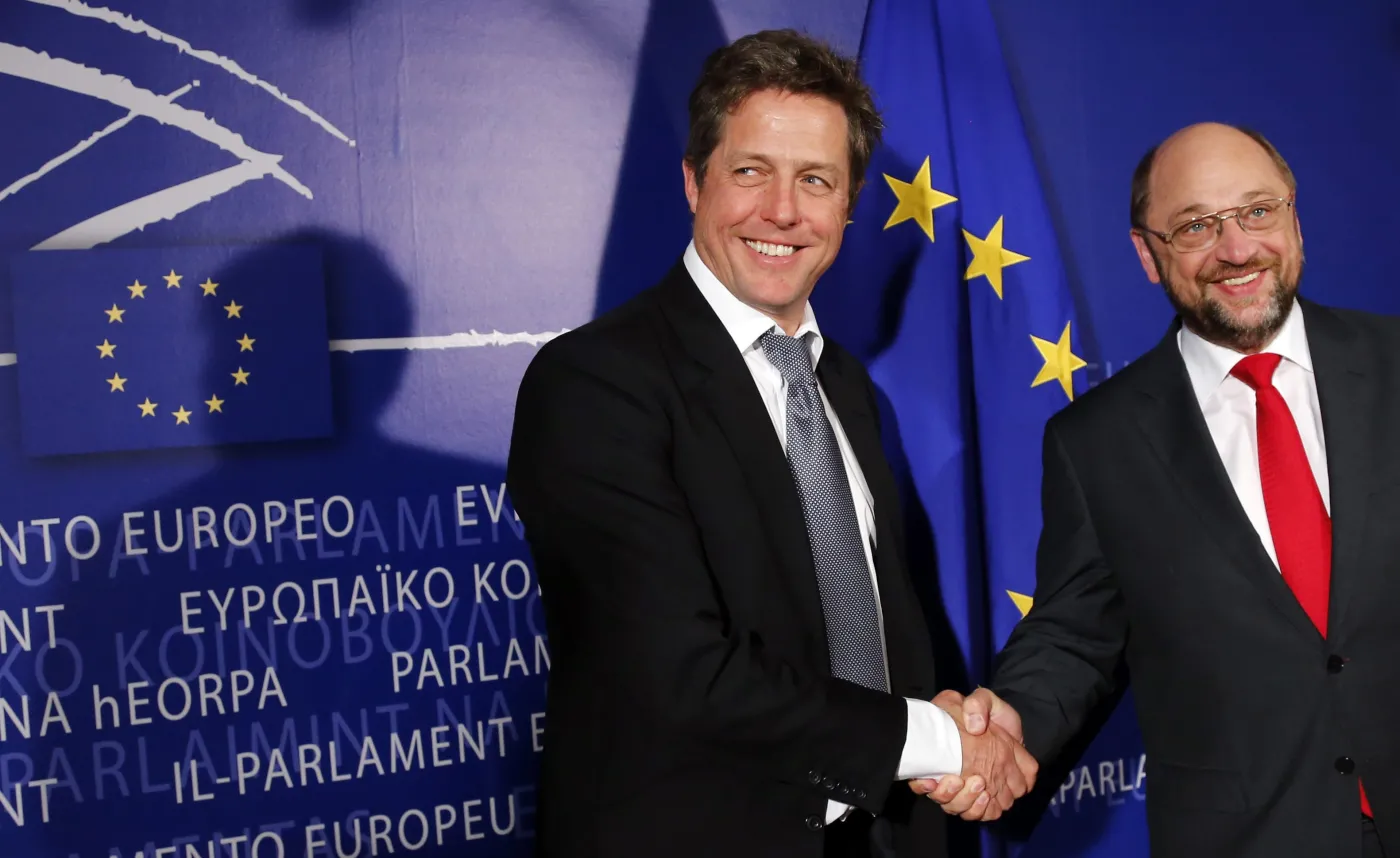3704603-hugh-grant-i-martin-schulz.jpg