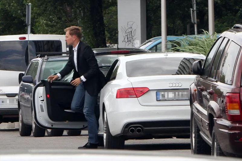  Aktor postawił na większy i bardziej luksusowy samochód