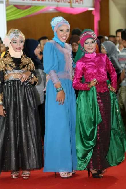 3787114-islamski-tydzien-mody-banda.jpg