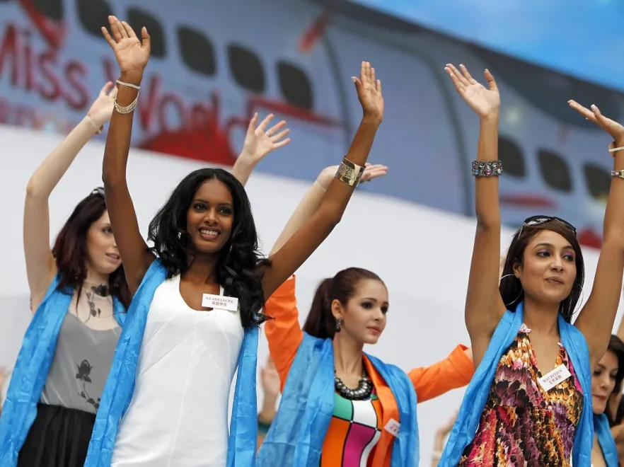 3809680-zgrupowanie-miss-world-2012.jpg