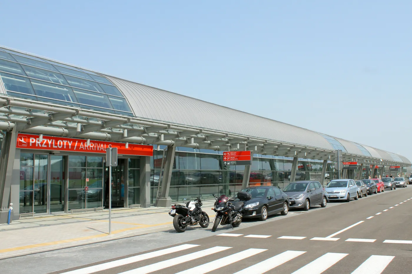 Terminal lotniska w Modlinie