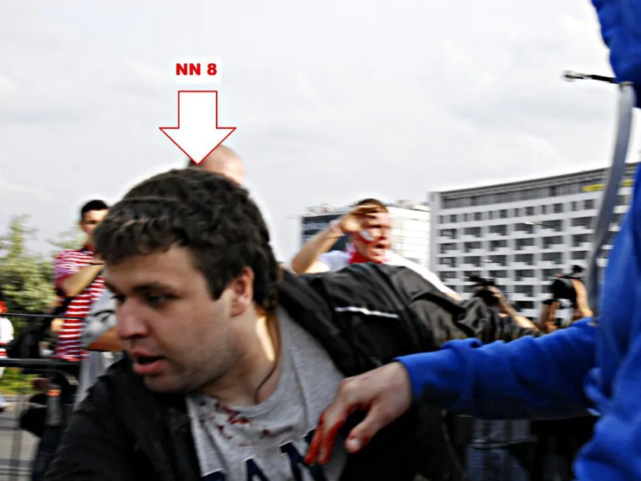 4244461-kibole-zamieszki-euro-2012.jpg