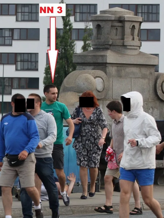 4244327-kibole-zamieszki-euro-2012.jpg