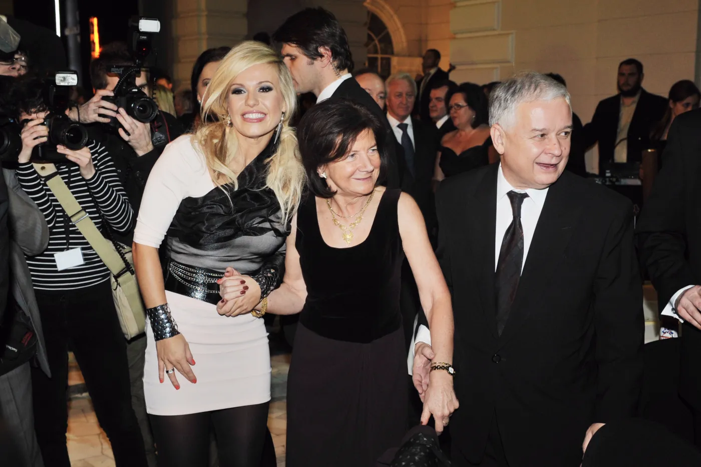 3922710-maria-i-lech-kaczynscy-doda.jpg