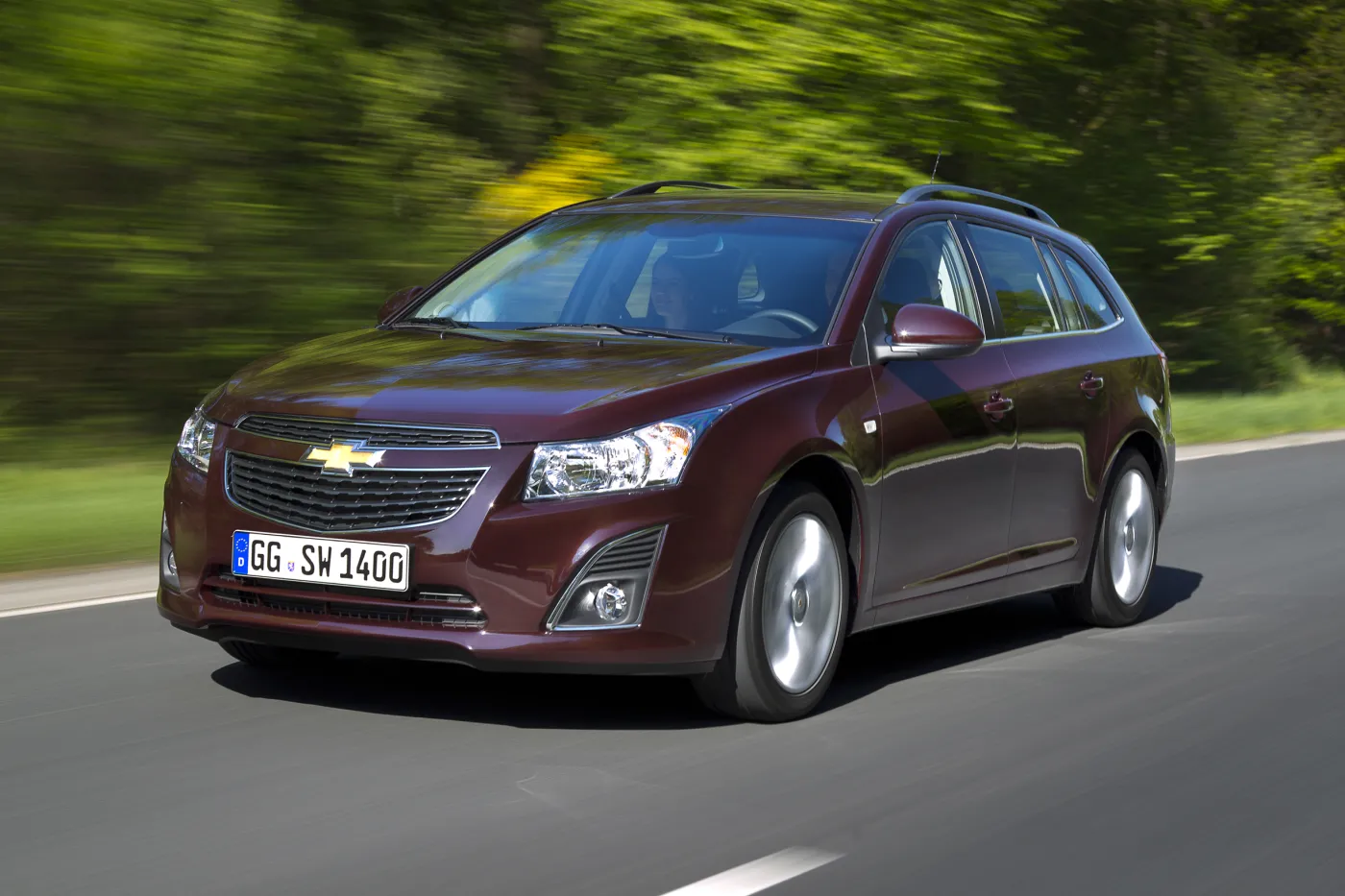 3807055-chevroletcruzesw-dynamic-10-m.jpg