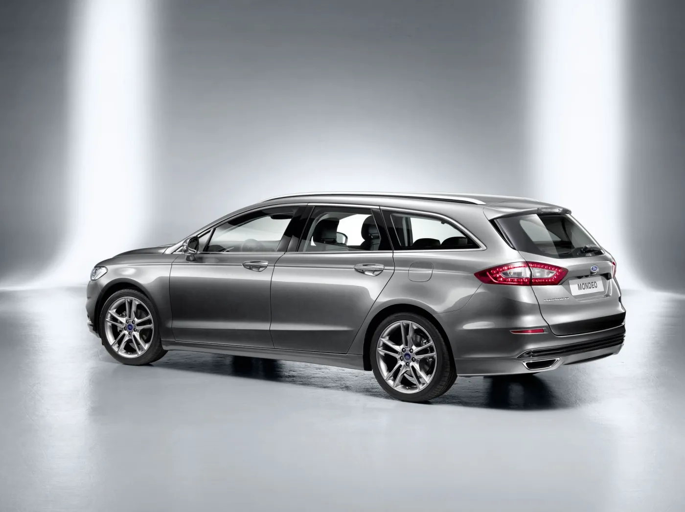 3998499-gofurther-all-new-mondeo-10.jpg