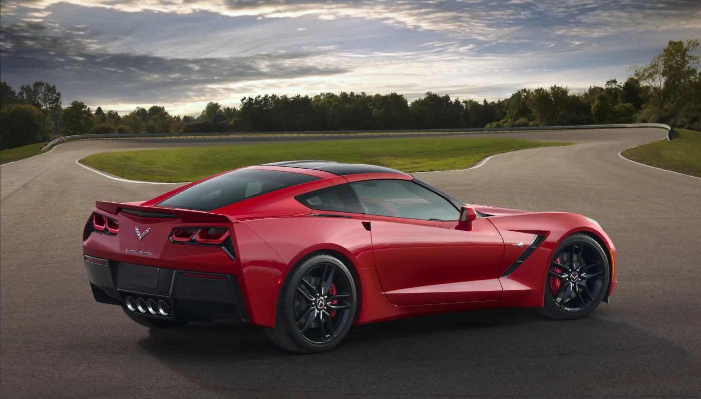 4513403-2014-chevrolet-corvette-047.jpg