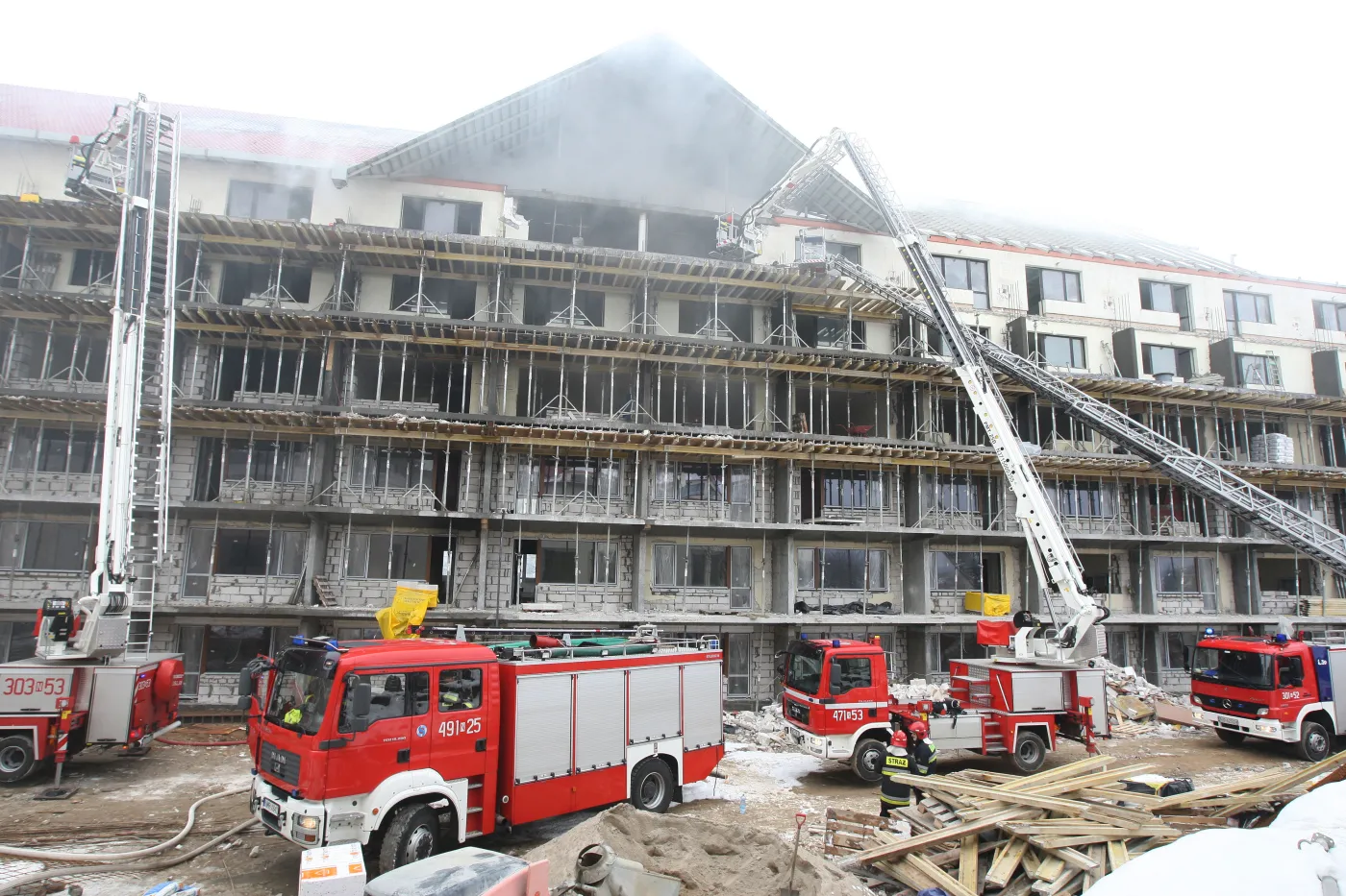 4621788-pozar-w-hotelu-golebiewski.jpg
