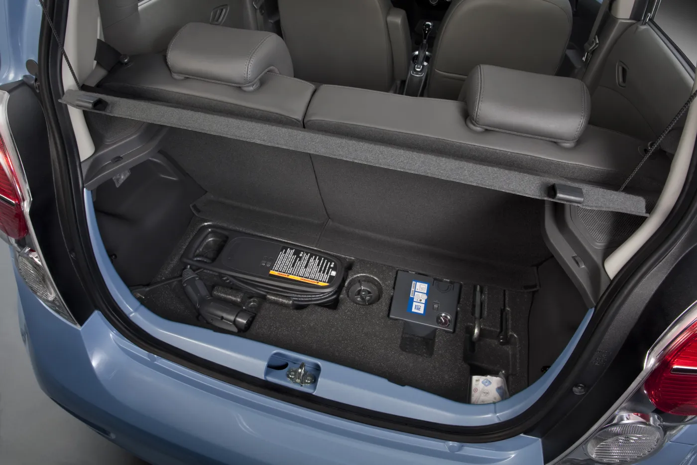4626210-2014-chevrolet-sparkev-017.jpg