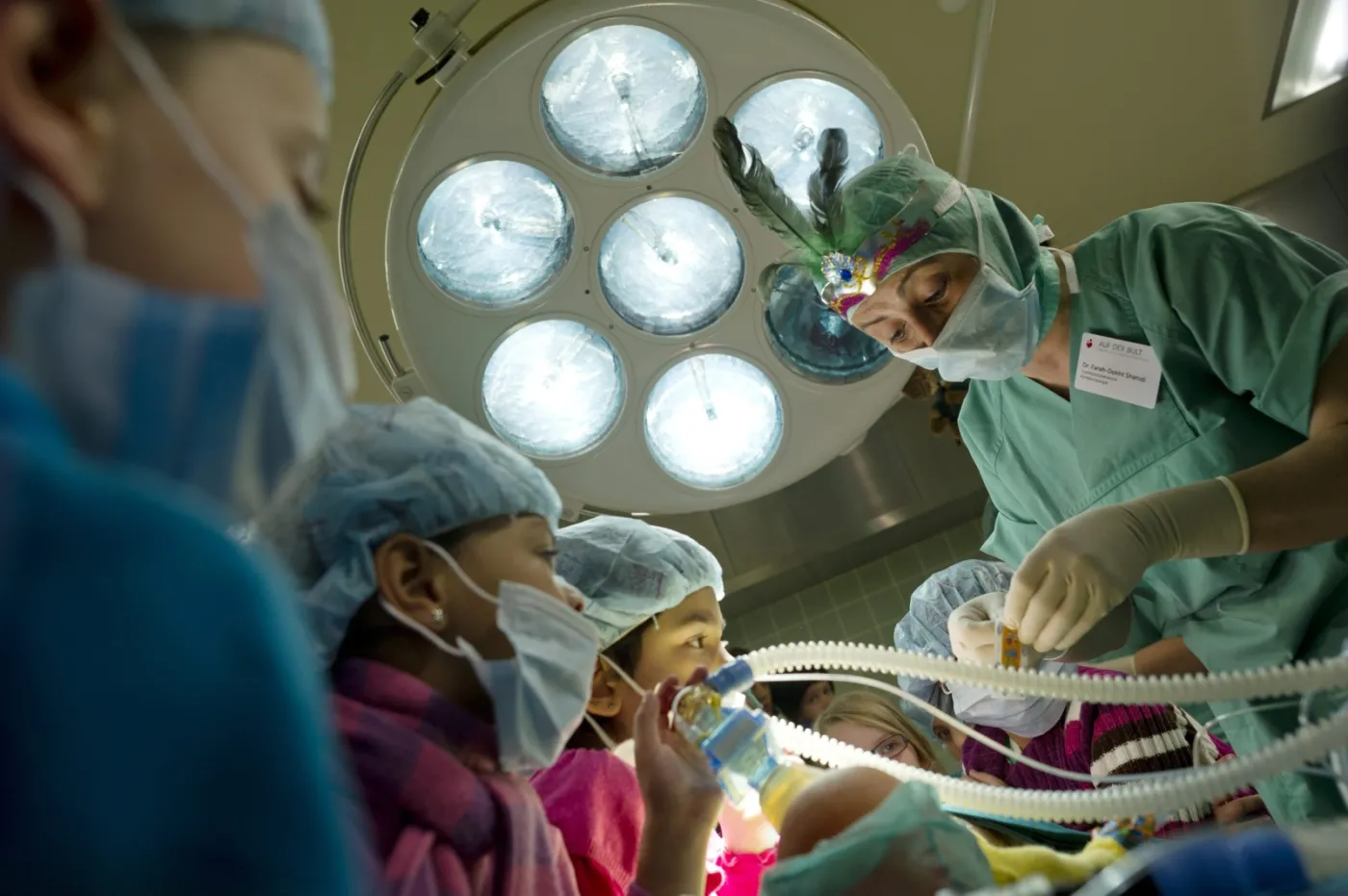 4375564-lalka-operacja-dzieci-szpital.jpg