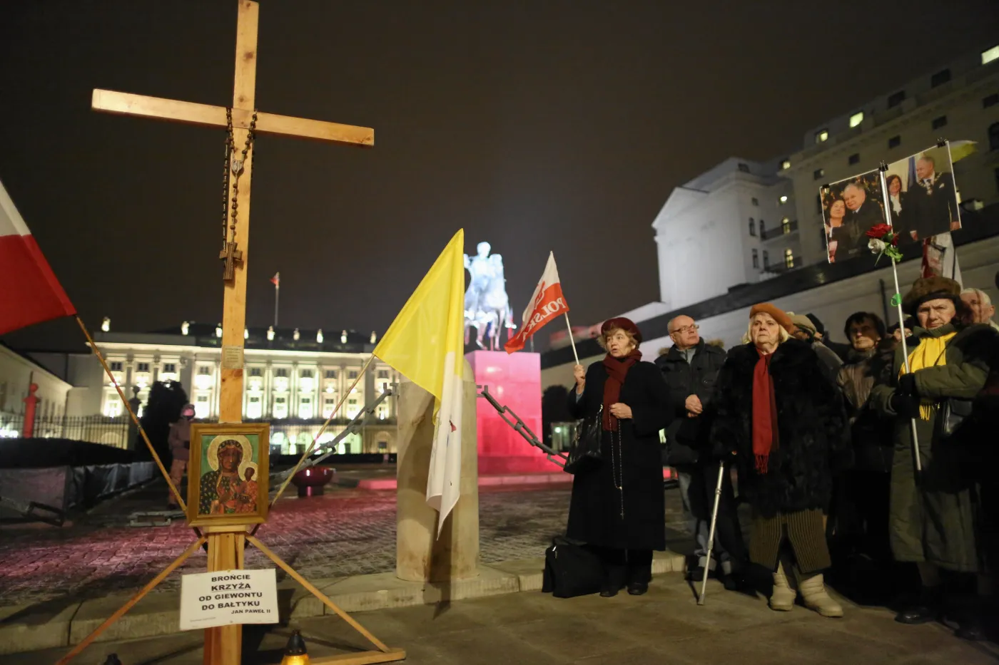 4829140-demonstracja-solidarni-2010.jpg