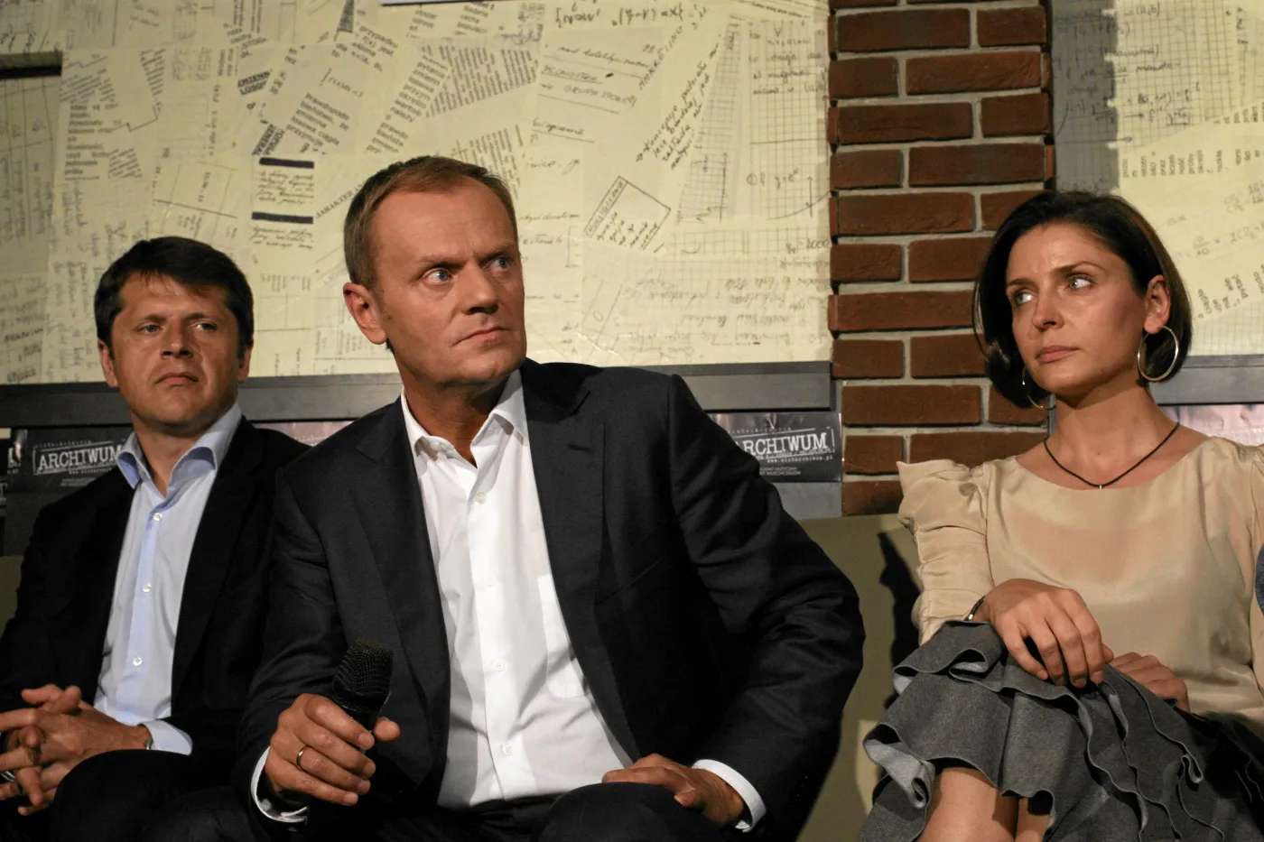4887366-cezary-kucharski-donald-tusk.jpg