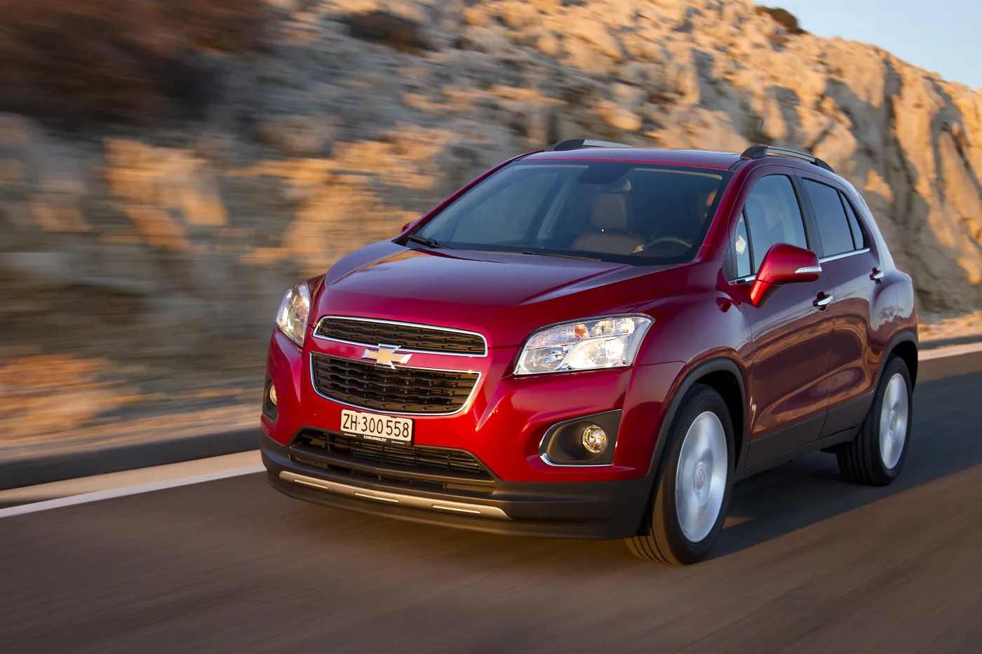 5025255-chevrolettrax-dynamic-09-l.jpg