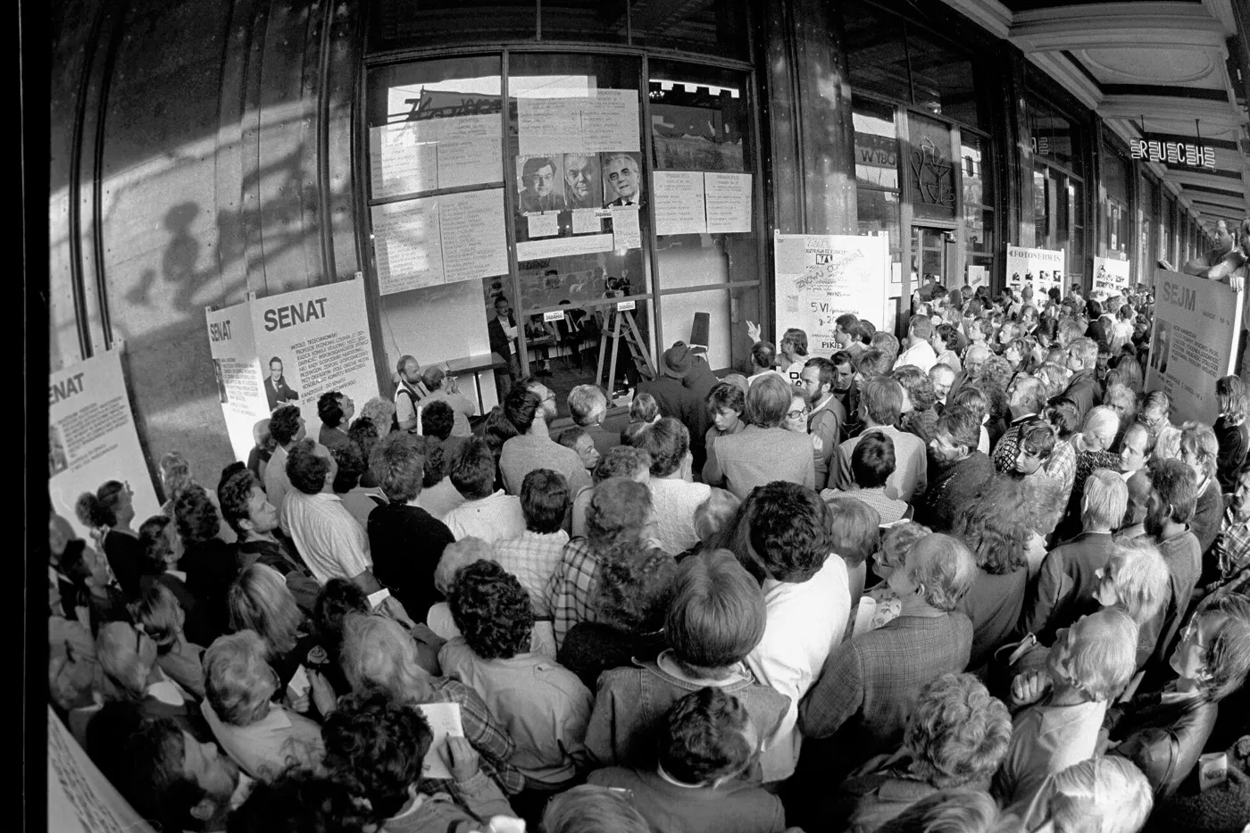 5043977-wybory-4-czerwca-1989-roku.jpg