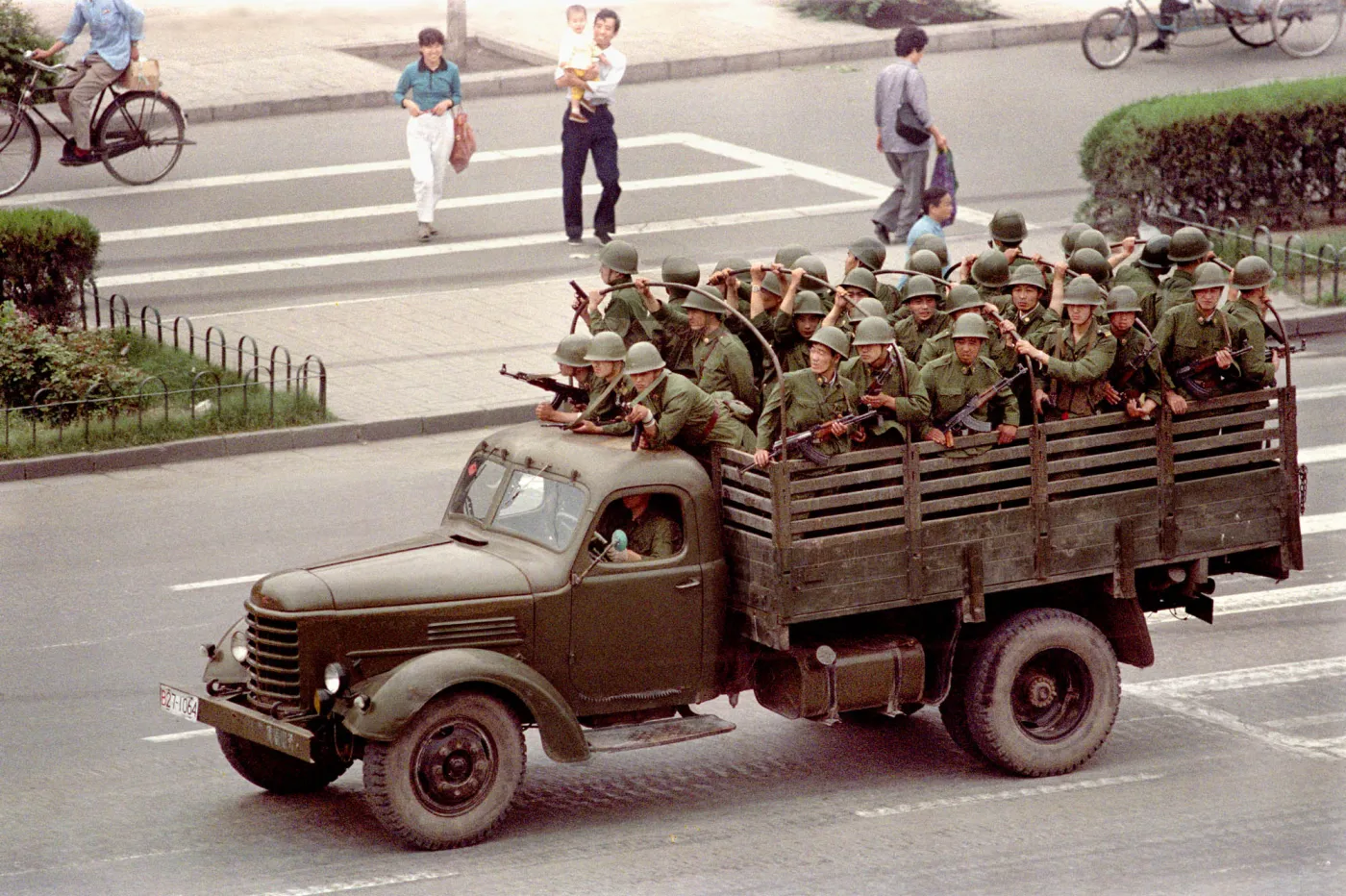 5050404-plac-tiananmen-chiny-pekin.jpg