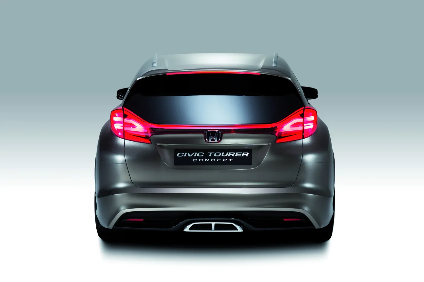 4693768-honda-civic-tourer-concept3.jpg