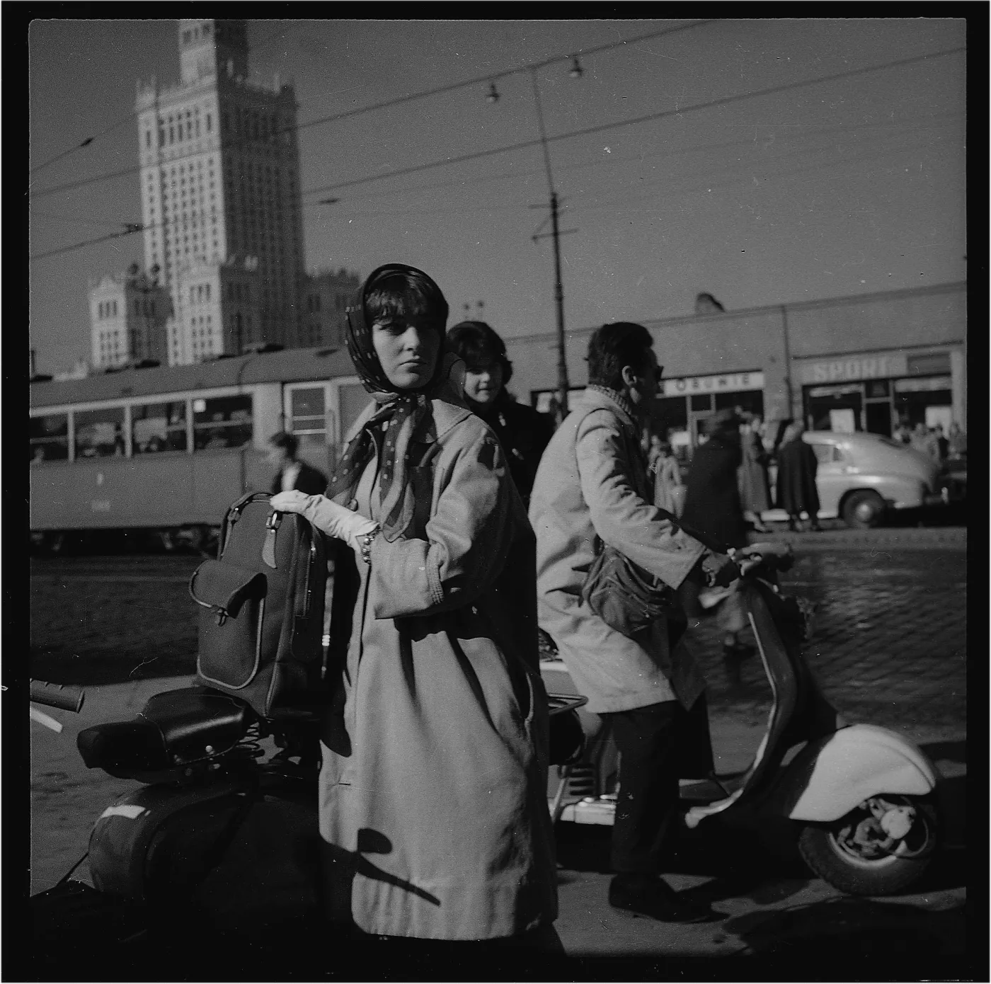 5292319-scenki-z-warszawy-1960-dzieki.jpg