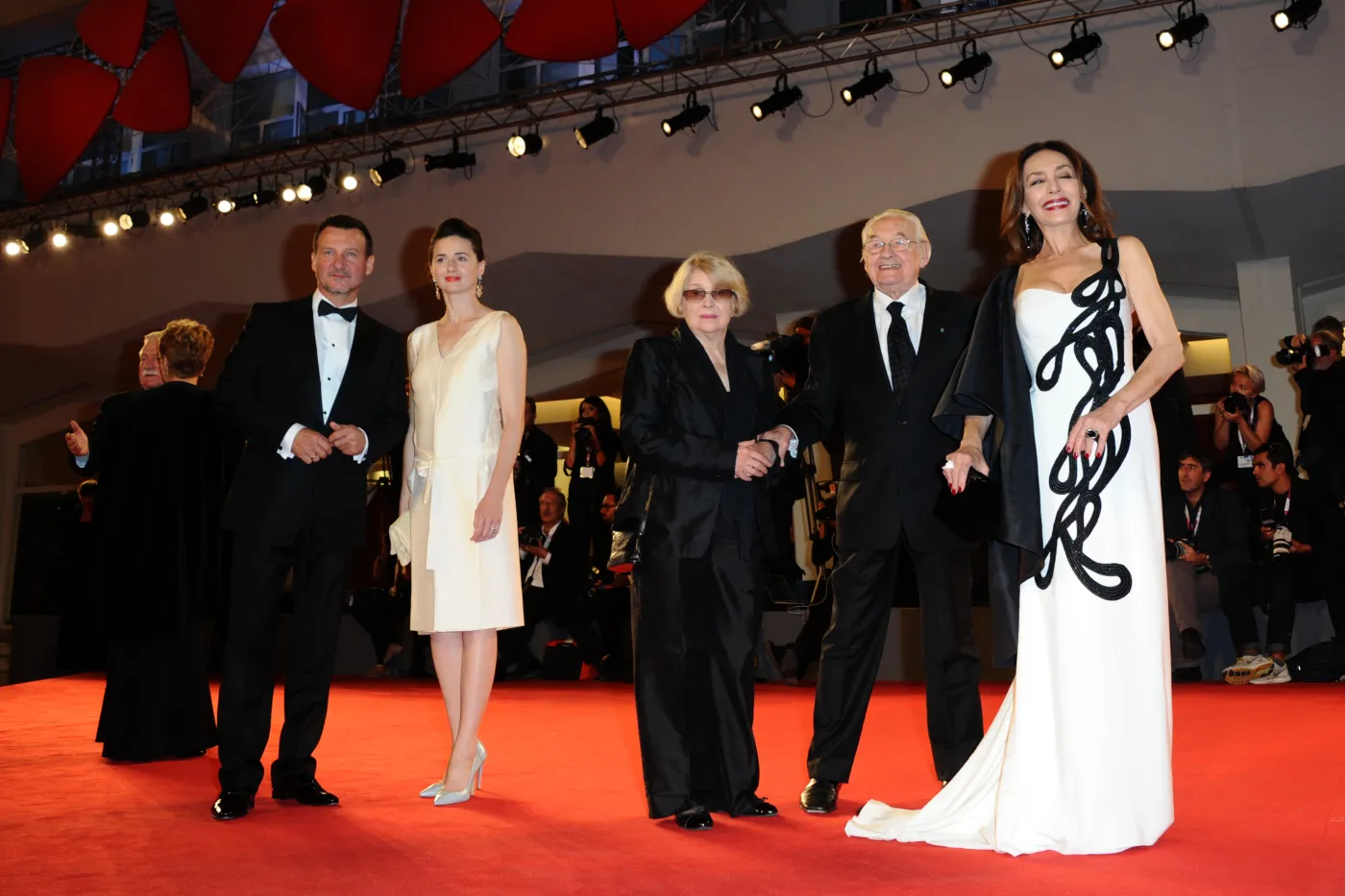5373518-premiera-filmu-andrzej-wajda.jpg