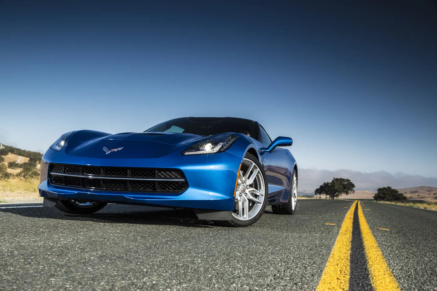 5415976-chevrolet-corvette-stingray.jpg