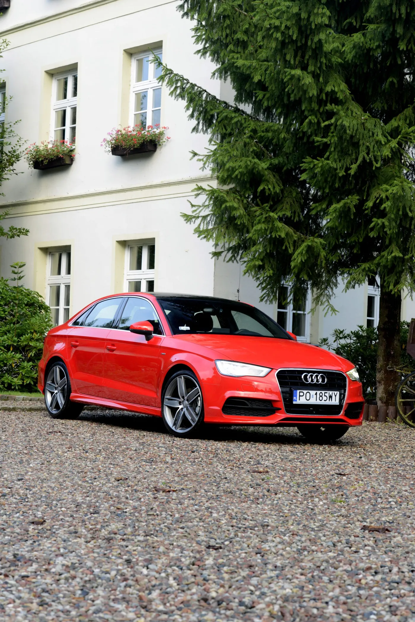 5461562-audi-a3-limousine-nowosc-z.jpg