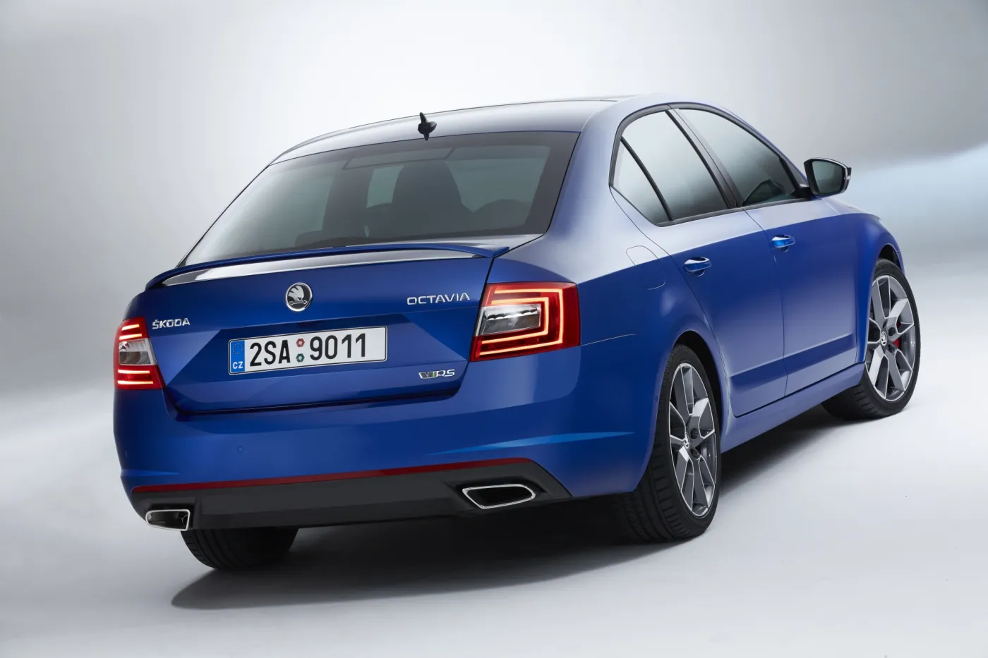 5049086-130605-skoda-octavia-rs-003.jpg