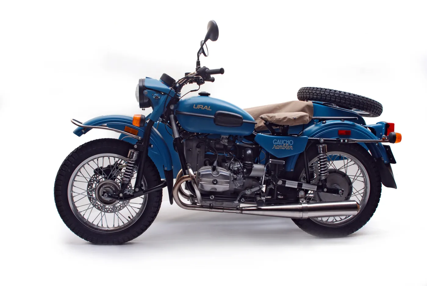 5537525-ural-gaucho-rambler-motocykl.jpg