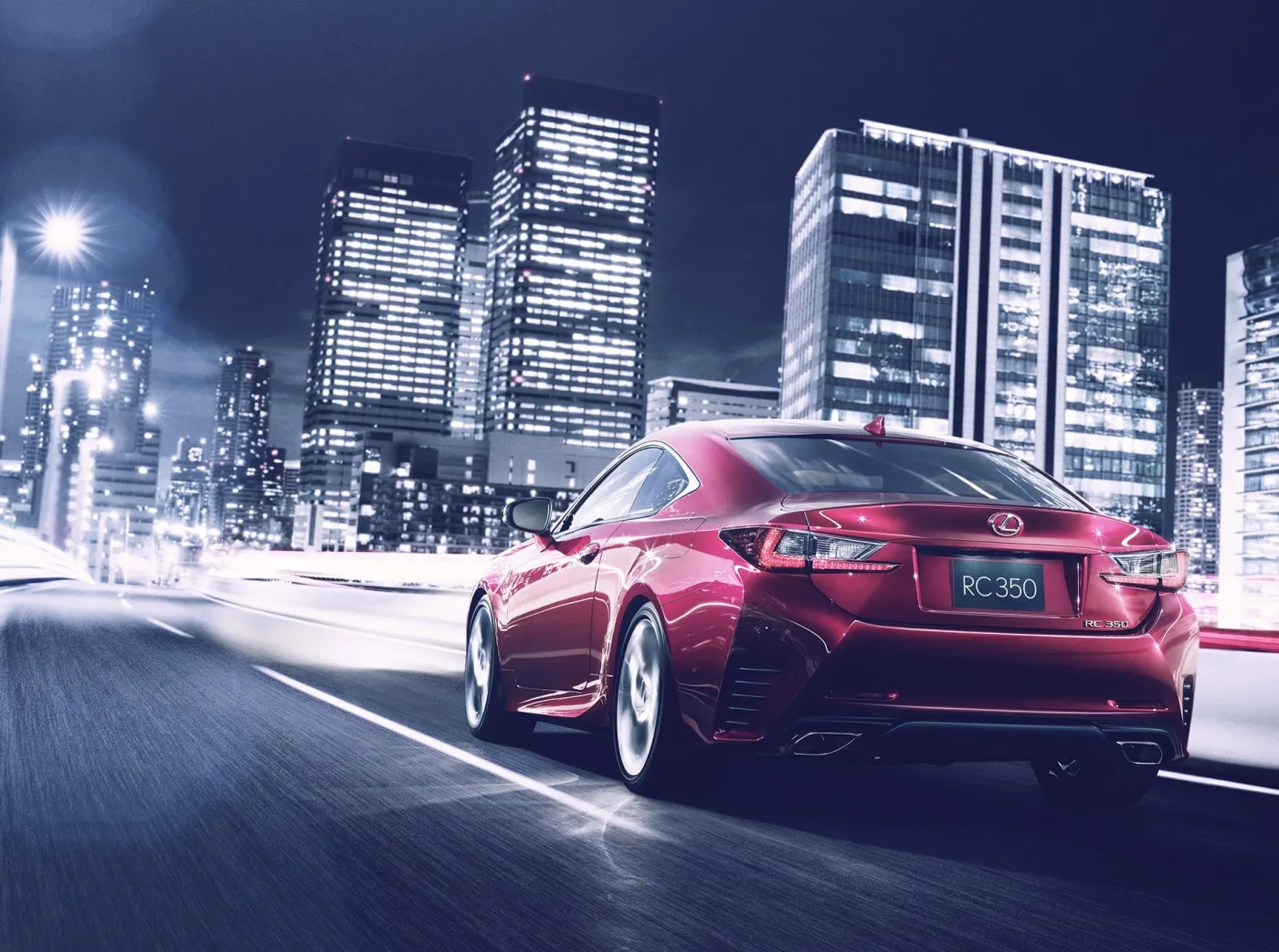 5592740-lexus-rc-city-dynamic-rear.jpg
