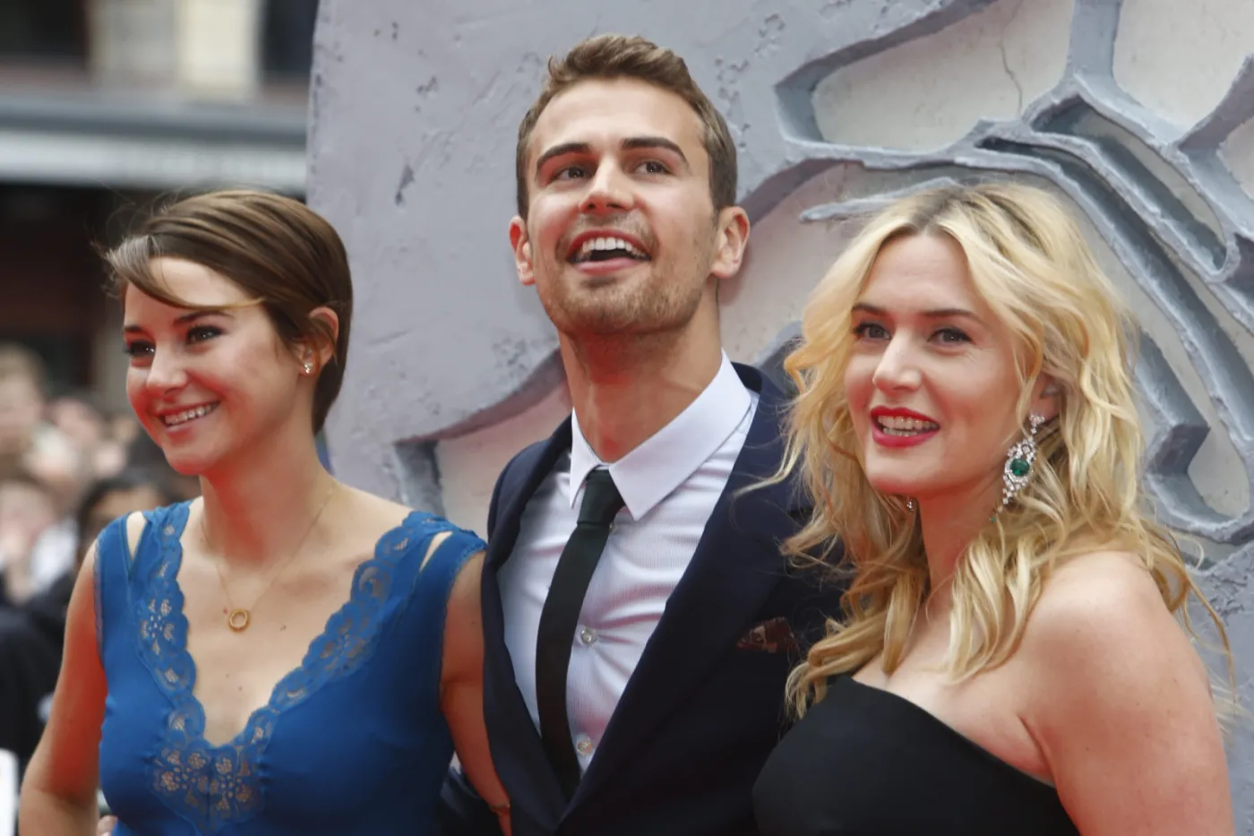 6122362-shailene-woodley-james-i-kate.jpg