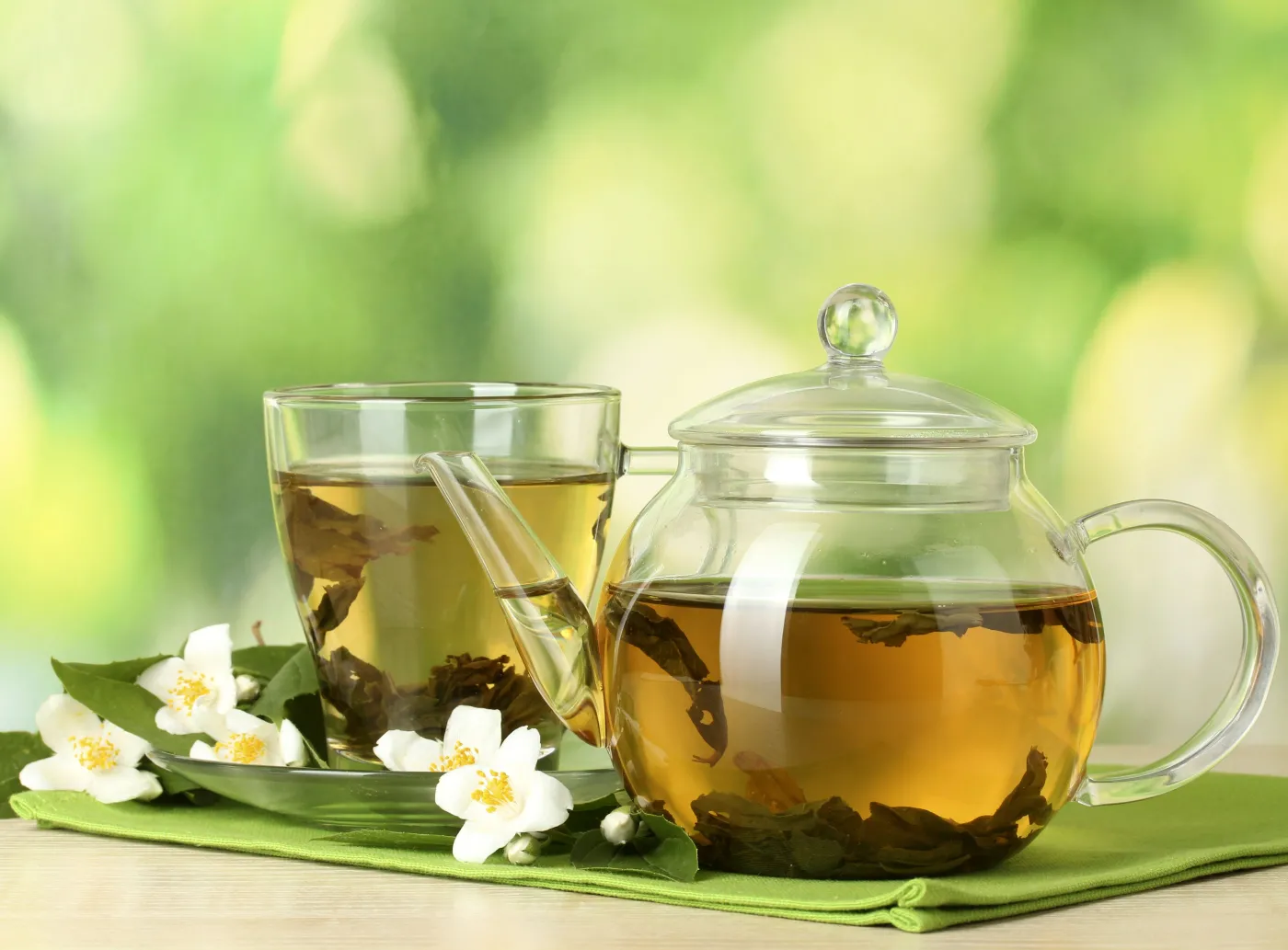 6138969-herbata-z-kwiatami-jasminu.jpg