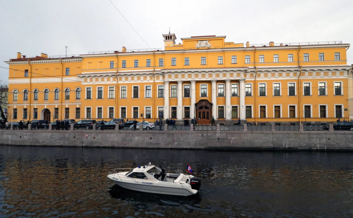 6220365-palac-jusupowa-w-petersburgu.jpg