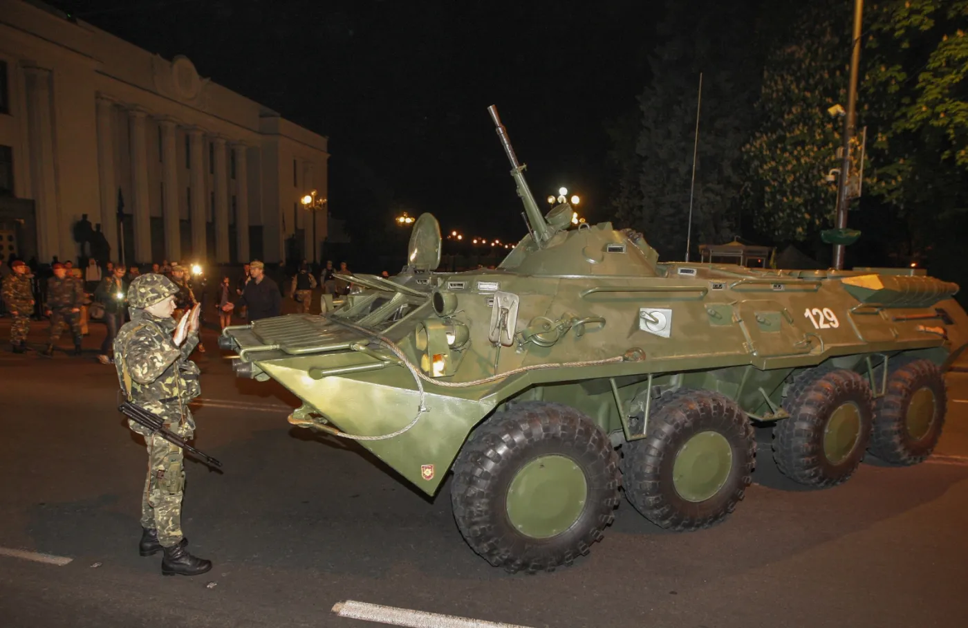Ukraińscy żołnierze w czasie ćwiczeń wojskowych w Kijowie